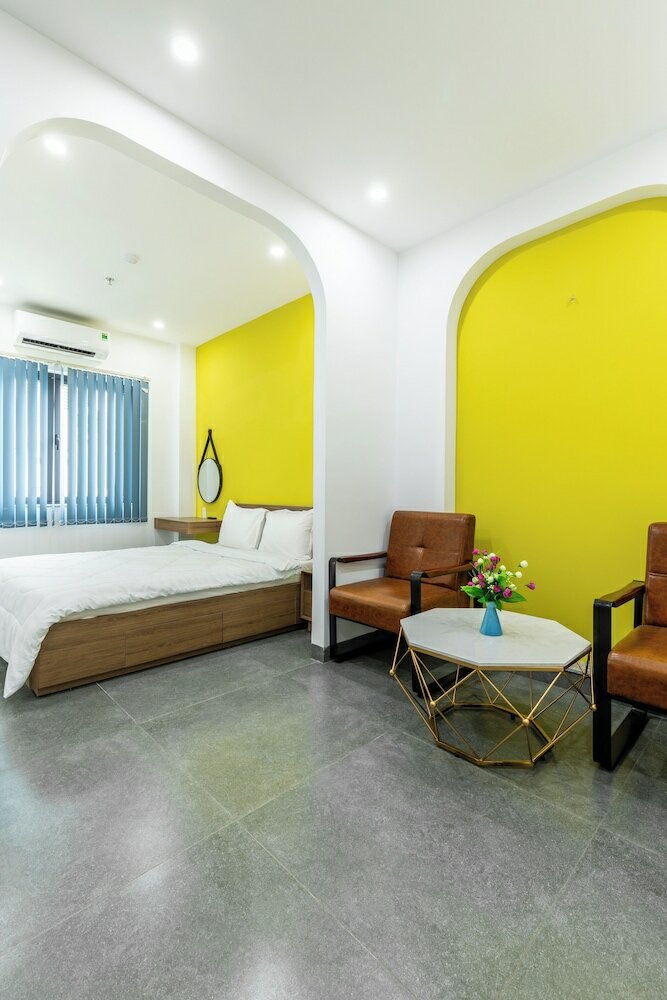 Фото Saluton Apartment