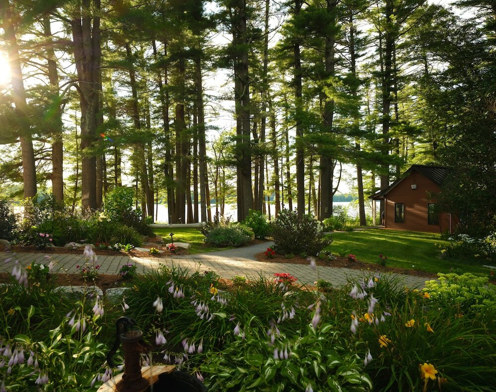 Фото Wolf Cove Inn