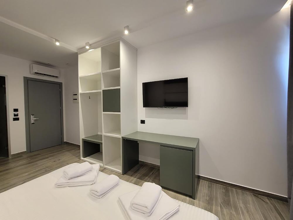 Фото Admiro Hotel