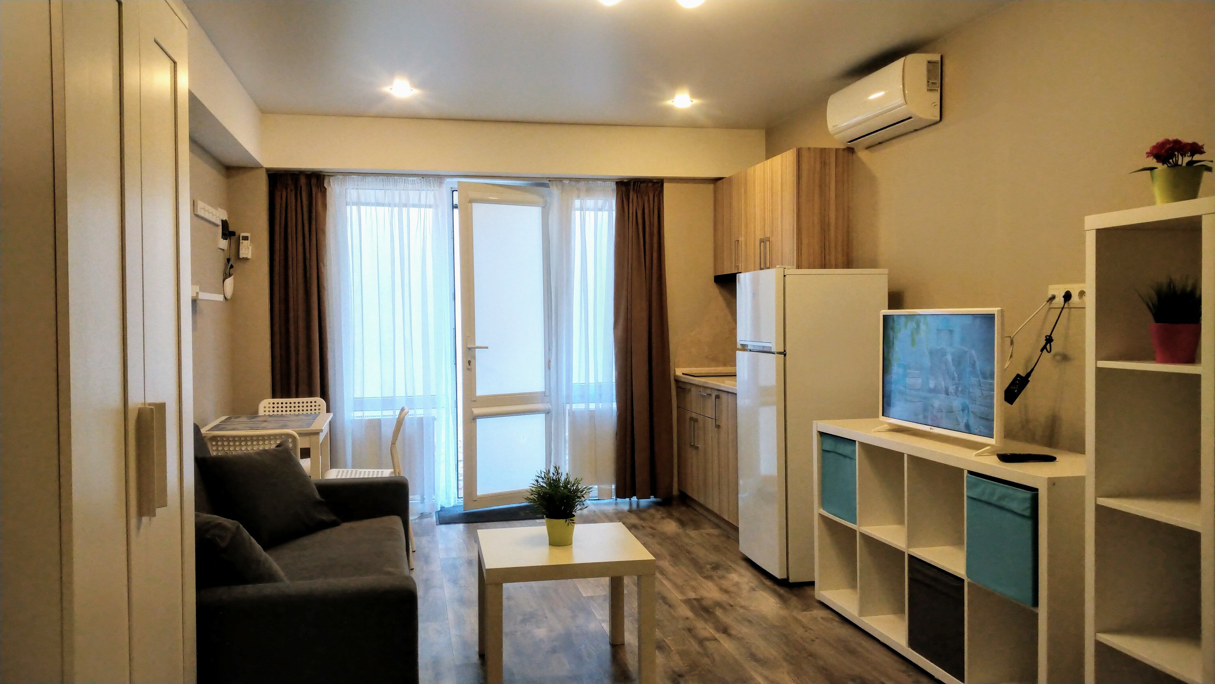 Фото Station Apartments