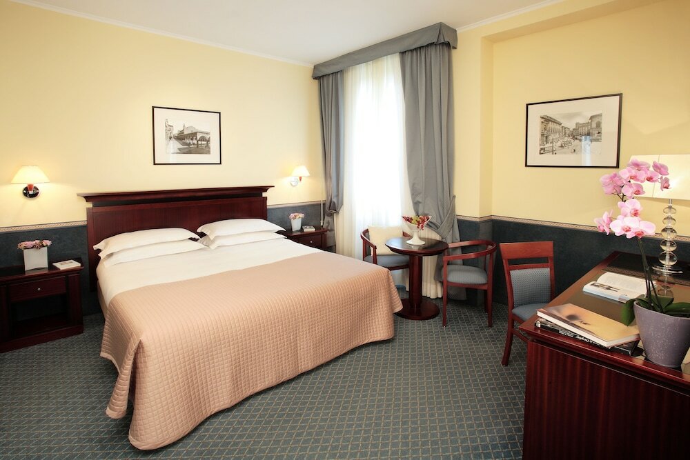 Фото Starhotels Premium Excelsior Bologna