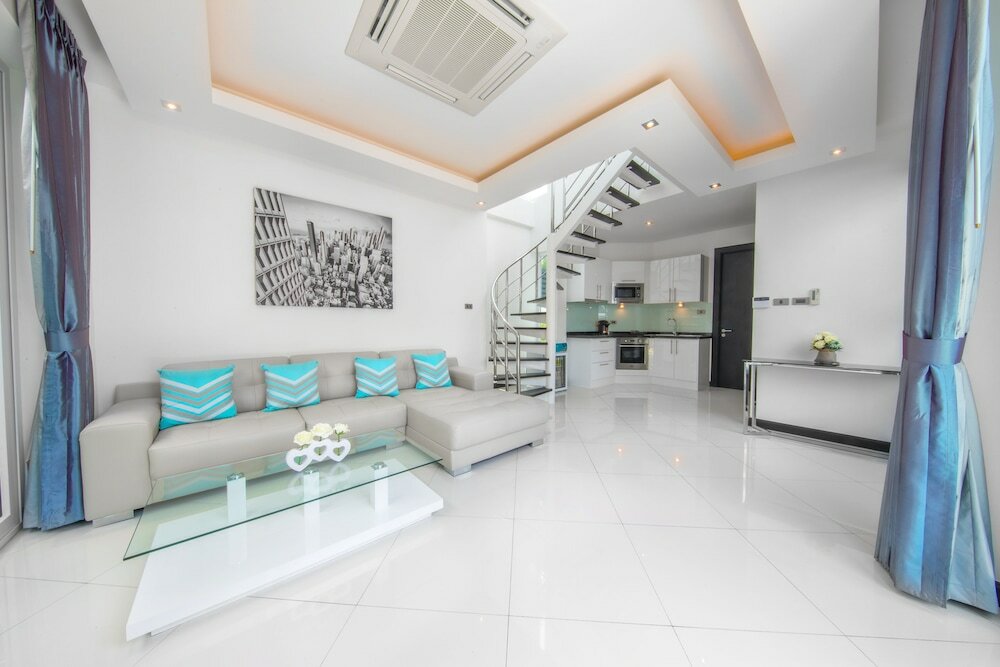 Фото Colibri Pool Villa Pattaya