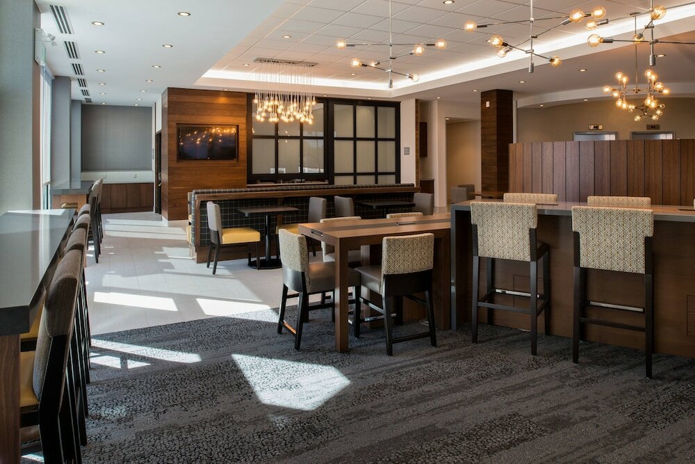 Фото TownePlace Suites by Marriott Saskatoon