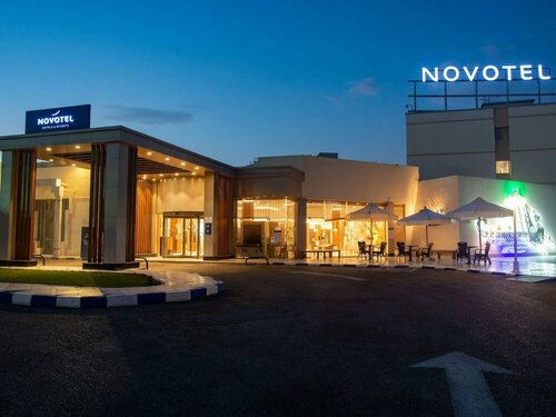 Внешний вид отеля Novotel Cairo Airport в Каире, фото 5