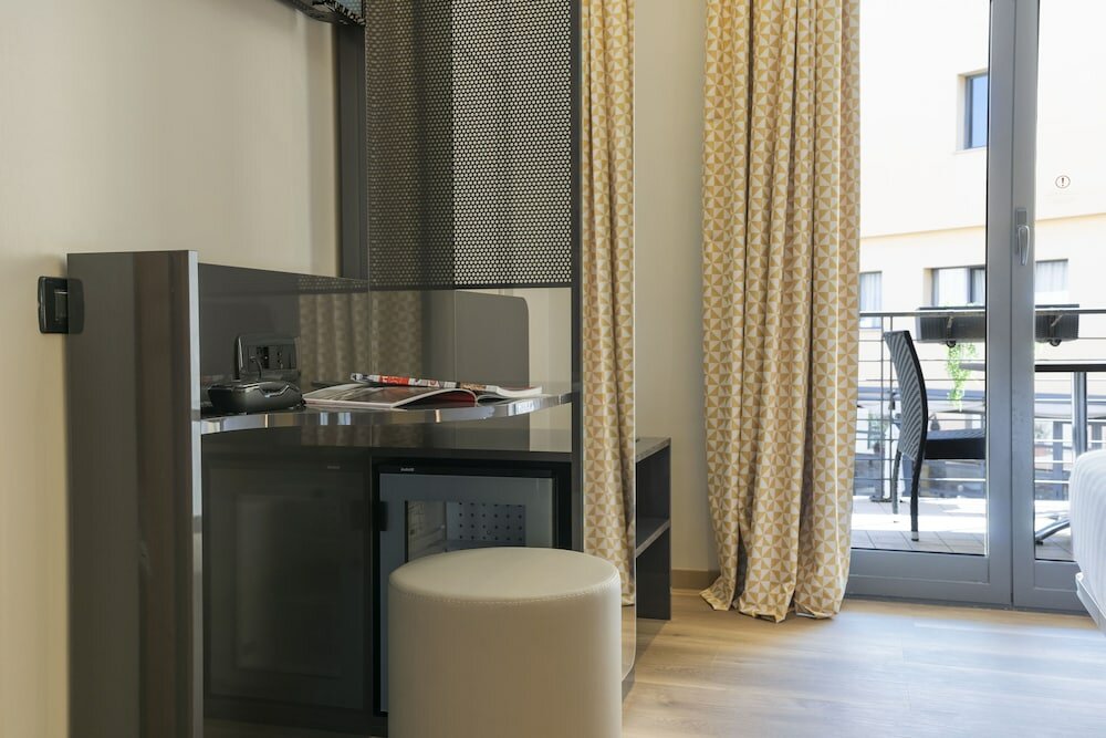 Фото B&B Hotel Roma Tuscolana San Giovanni