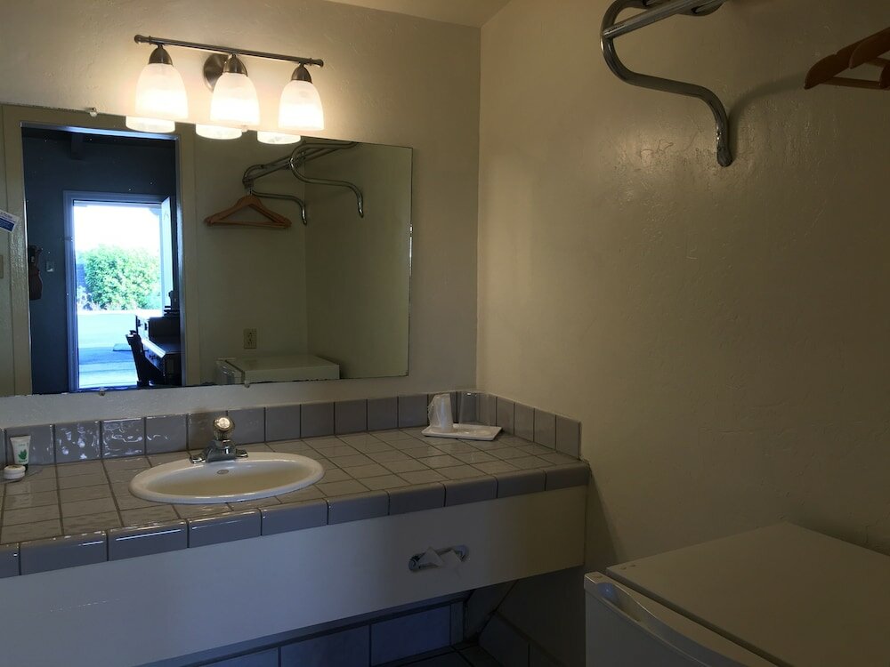 Фото Discovery Inn