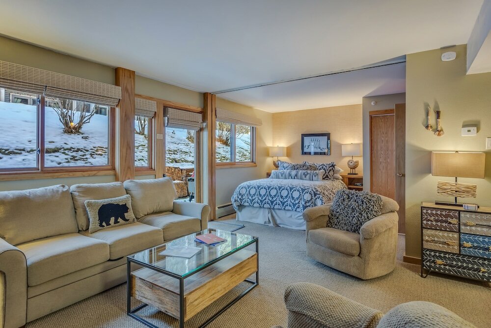 Фото Laurelwood, A Destination Residence