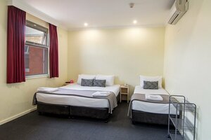 Гостиница Miami Hotel Melbourne