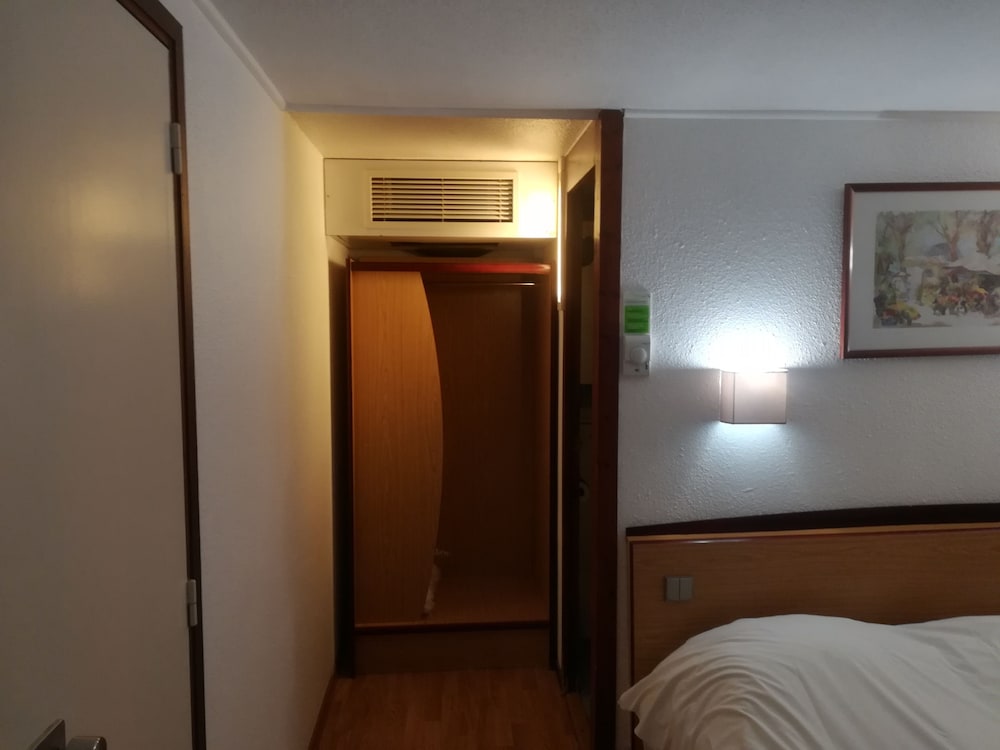 Фото Campanile Perpignan Sud