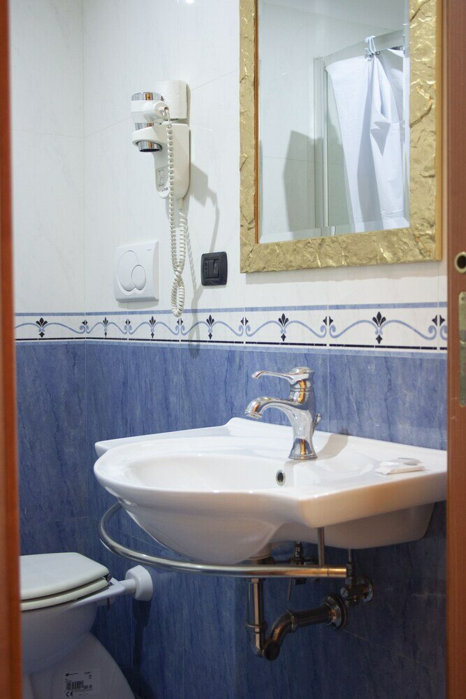 Фото Caroline Suite