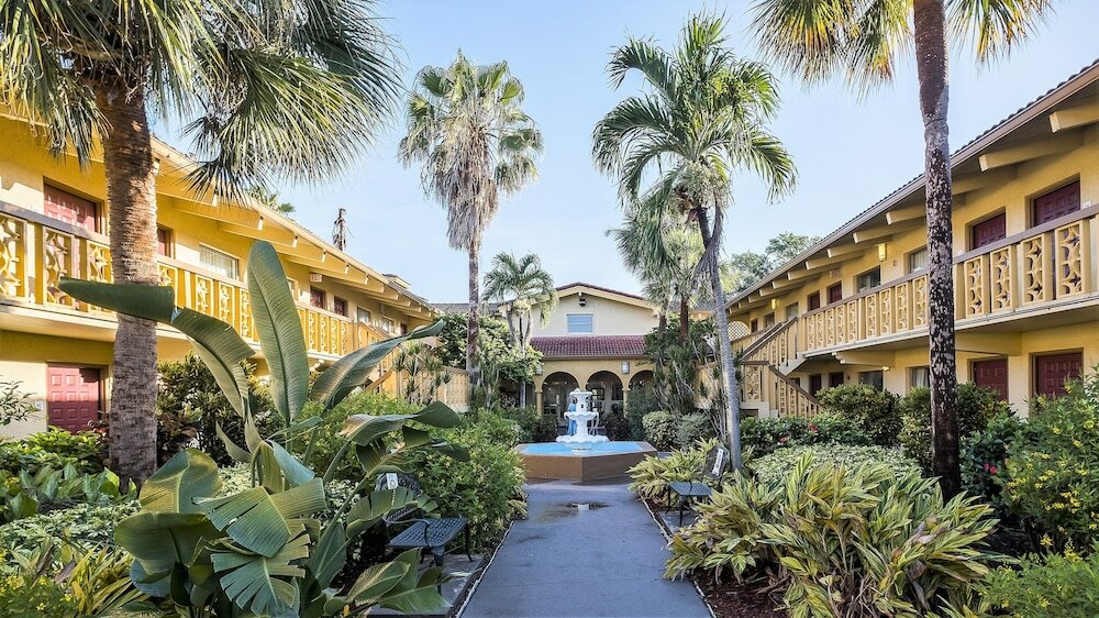 Фото Red Roof Inn Tampa Bay - St. Petersburg