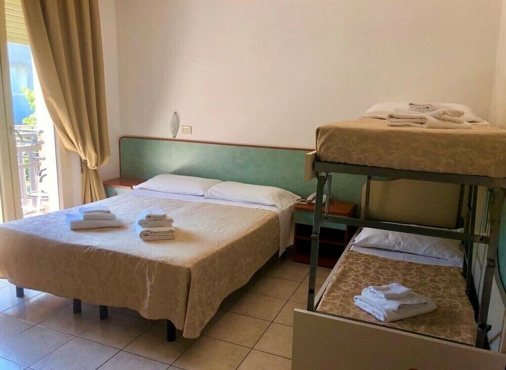 Фото Hotel Marina