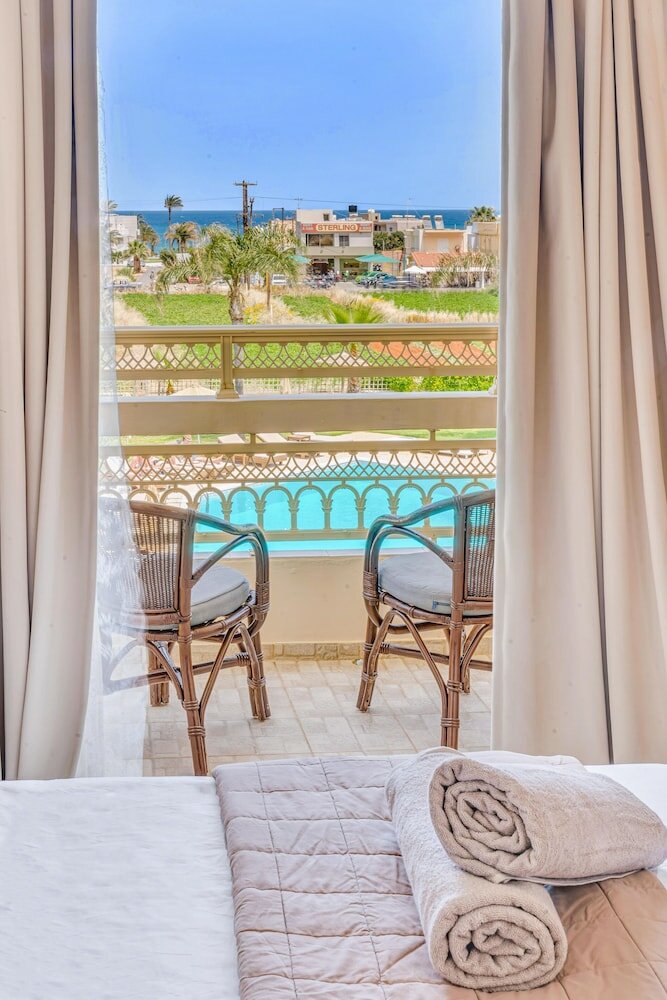 Фото Socrates Hotel