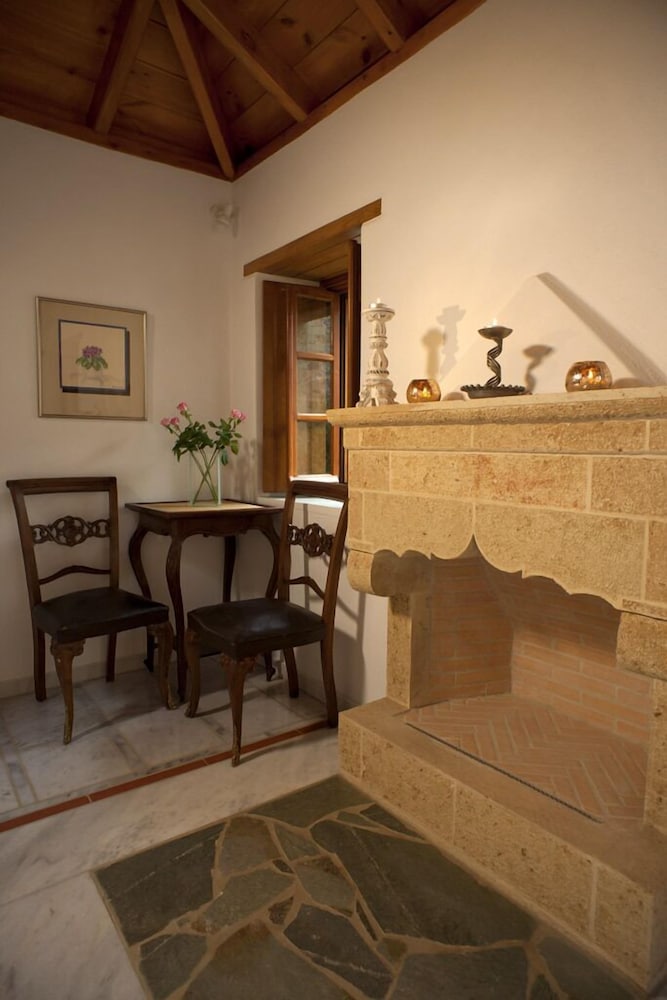 Фото Theophano Art Hotel