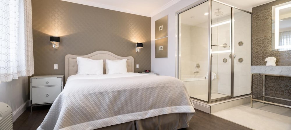 Фото Woodcrest Hotel