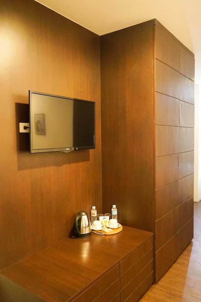 Фото Tacloban Plaza Hotel