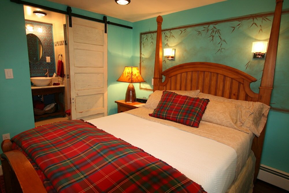 Фото Alpenhof Bed and Breakfast