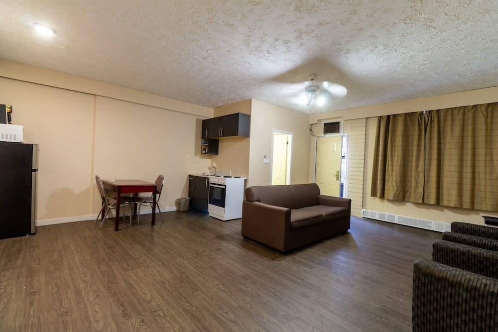 Фото Connaught Motor Inn