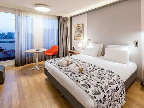 Гостиница Mercure Marseille Centre Prado Velodrome в Марселе