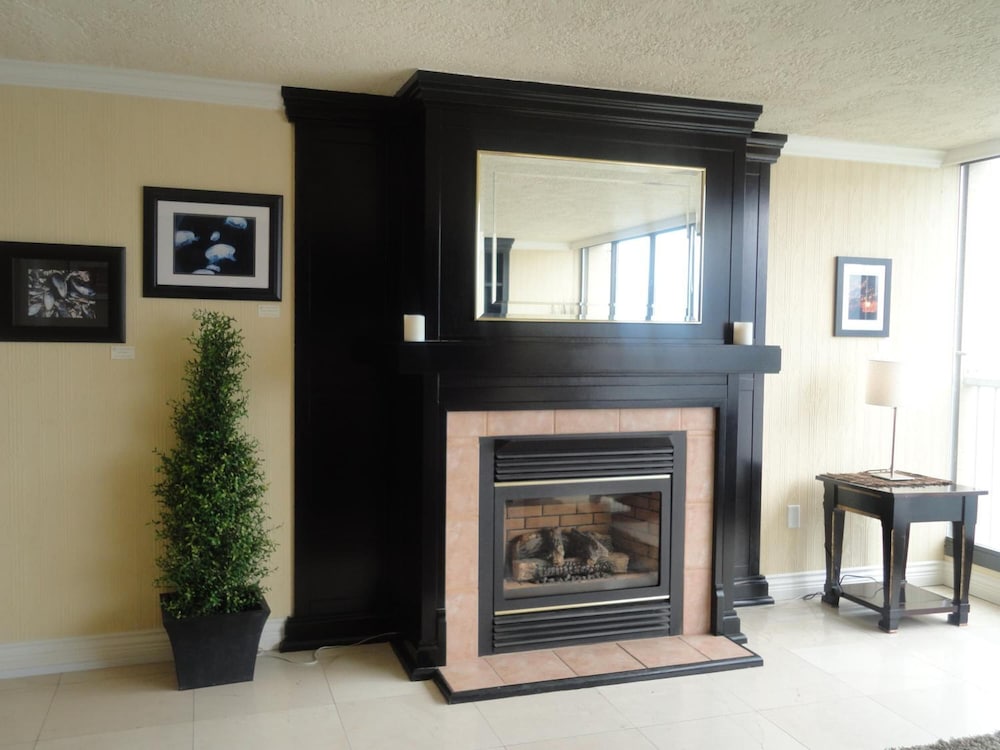 Фото Oceanfront Suites at Cowichan Bay