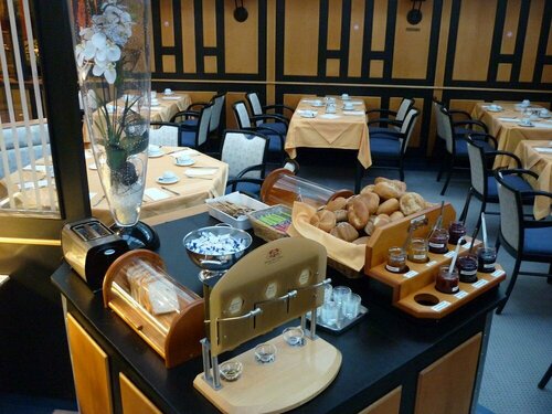 Внешний вид отеля Hotel Avenue в Нюрнберге, фото 4