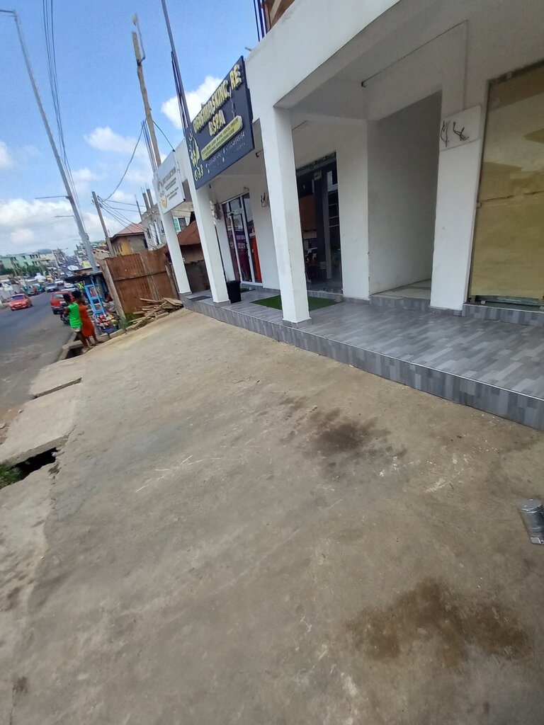 Spa Obasima, Accra, photo