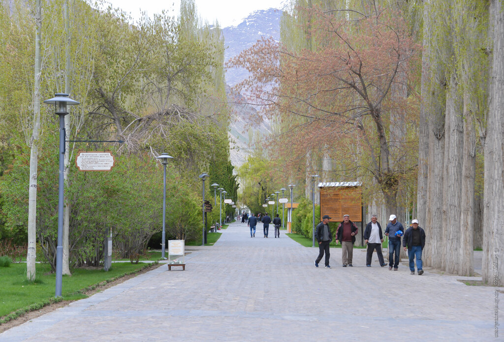 Mədəniyyət və istirahət parkı Horug Şehir Parkı, , foto