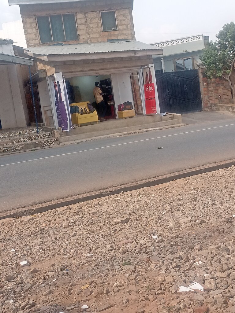 Clothing store Ifok, Accra, photo