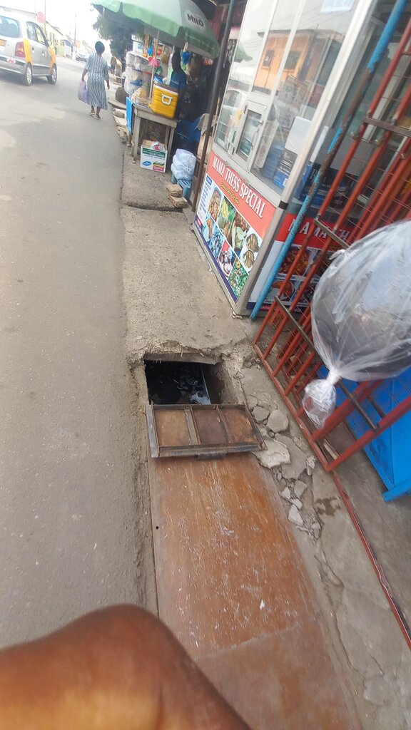 Fast food Mama Thess Special, Accra, photo