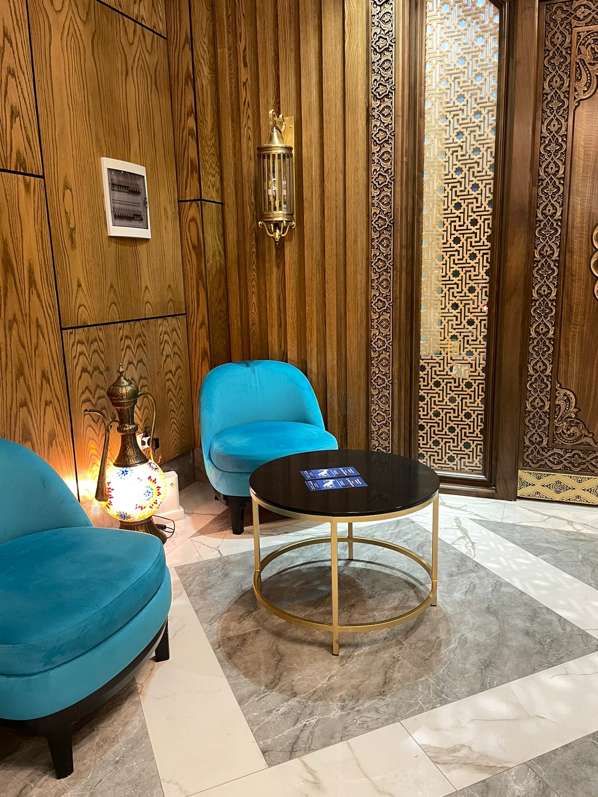 Фото Paradise Plaza Luxury Hotel