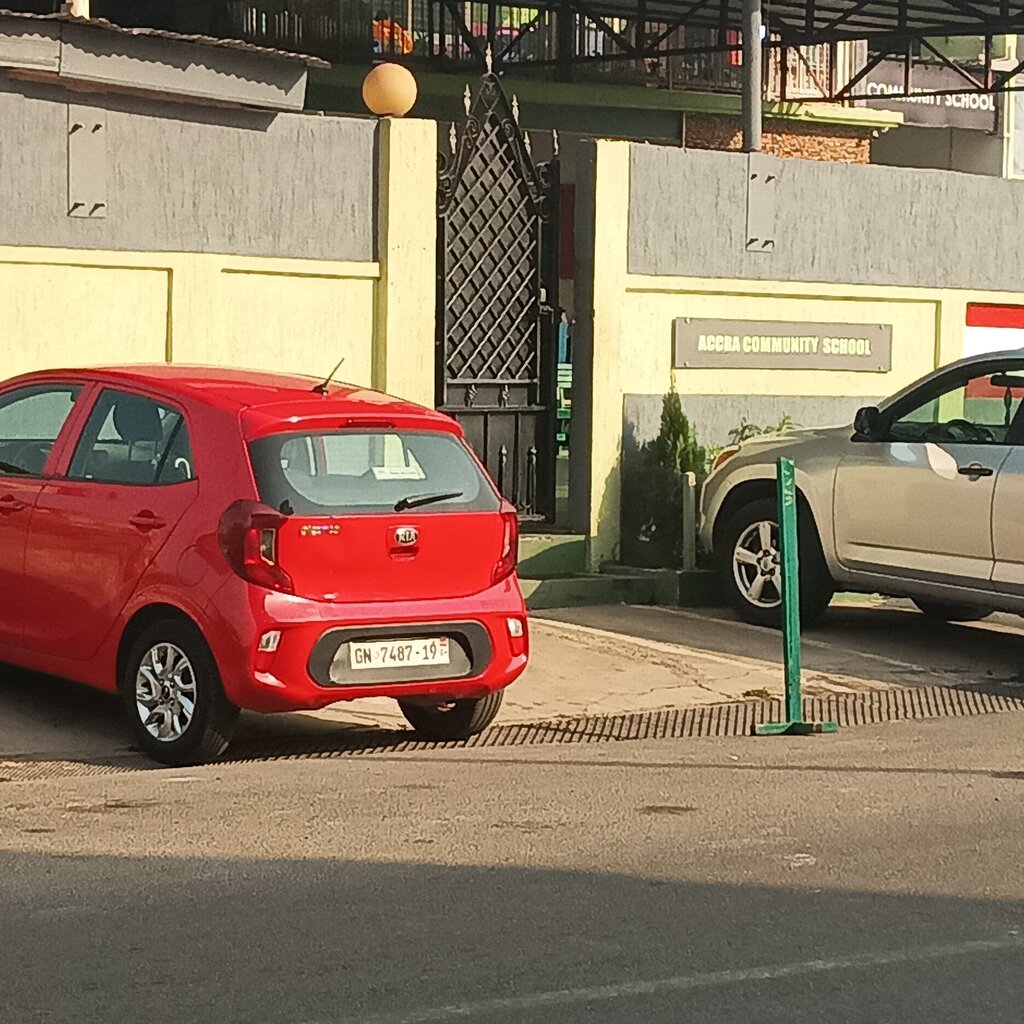 School Accra Community School, Accra, photo