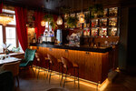 Mayakovsky Restaurant (Mayakovskogo Street, 28) ، مطعم