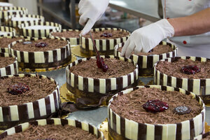 Sale Sucre (Abu Khamseen Tower 3, Majaz 2, Al Majaz), confectionary