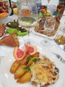 Шерхан (posyolok gorodskogo tipa Apastovo, ulitsa Khadi Taktasha, 52Б) ، مقهى