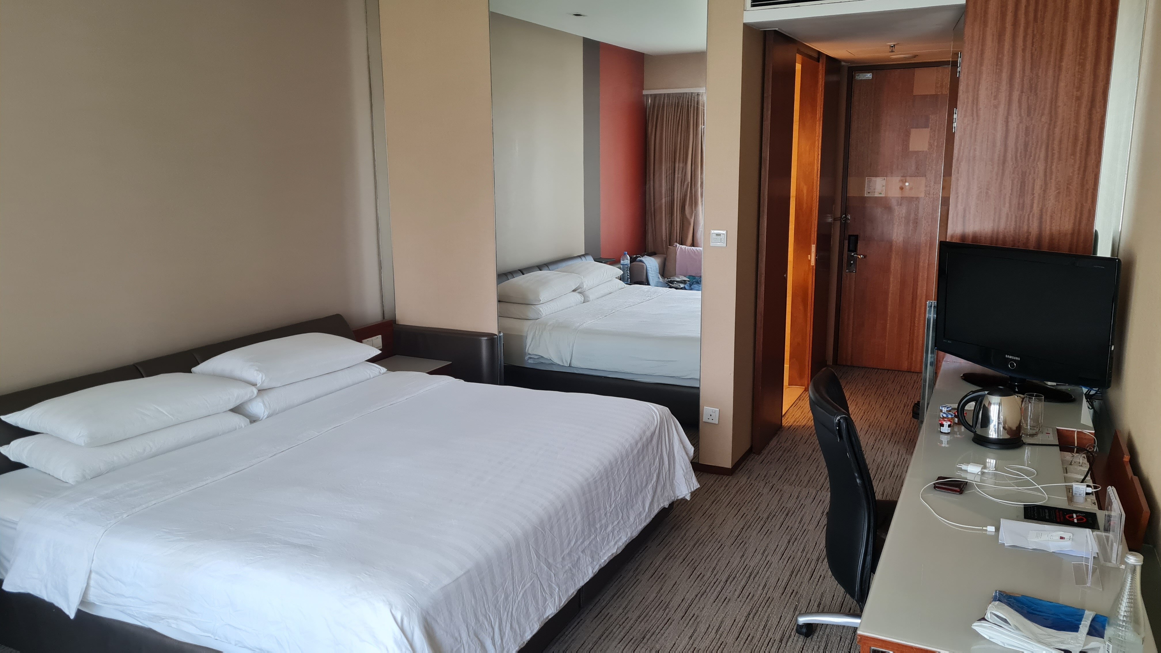 Фото Traders Hotel Kuala Lumpur