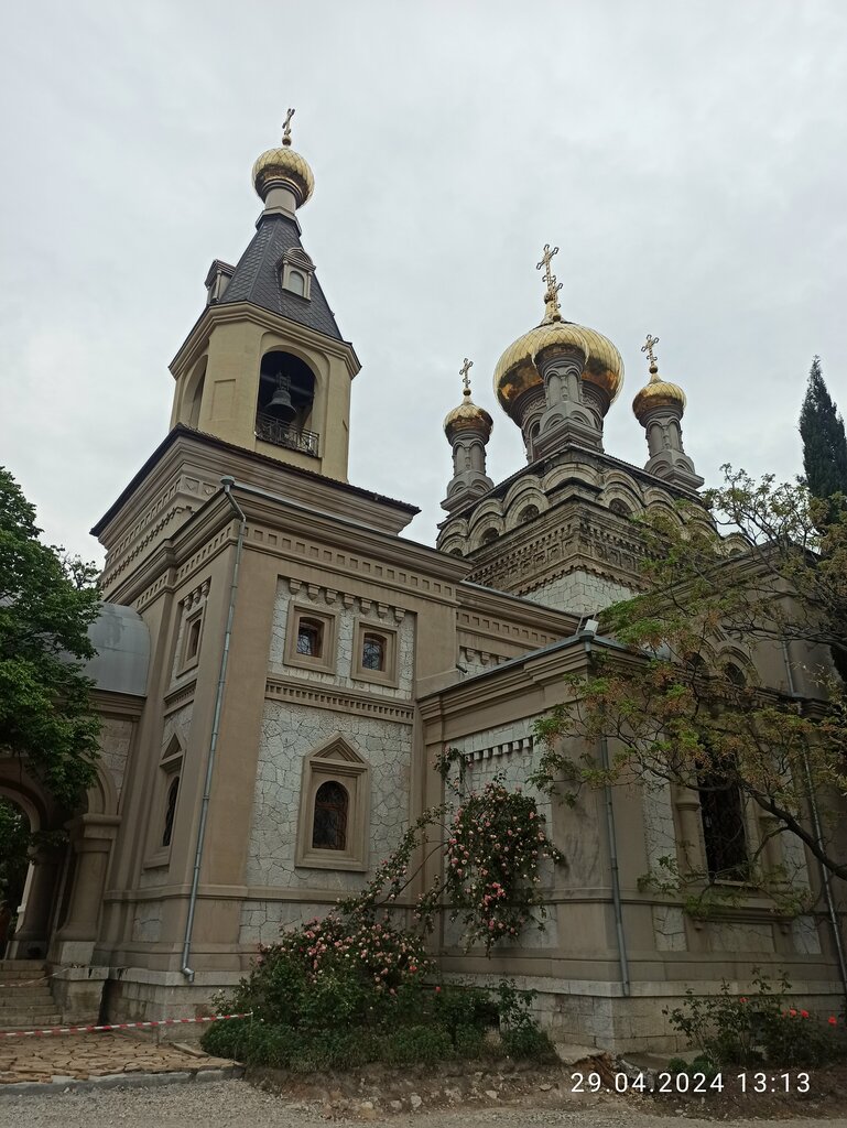 Orthodox church Church of the Archangel Michael, Alupka, foto