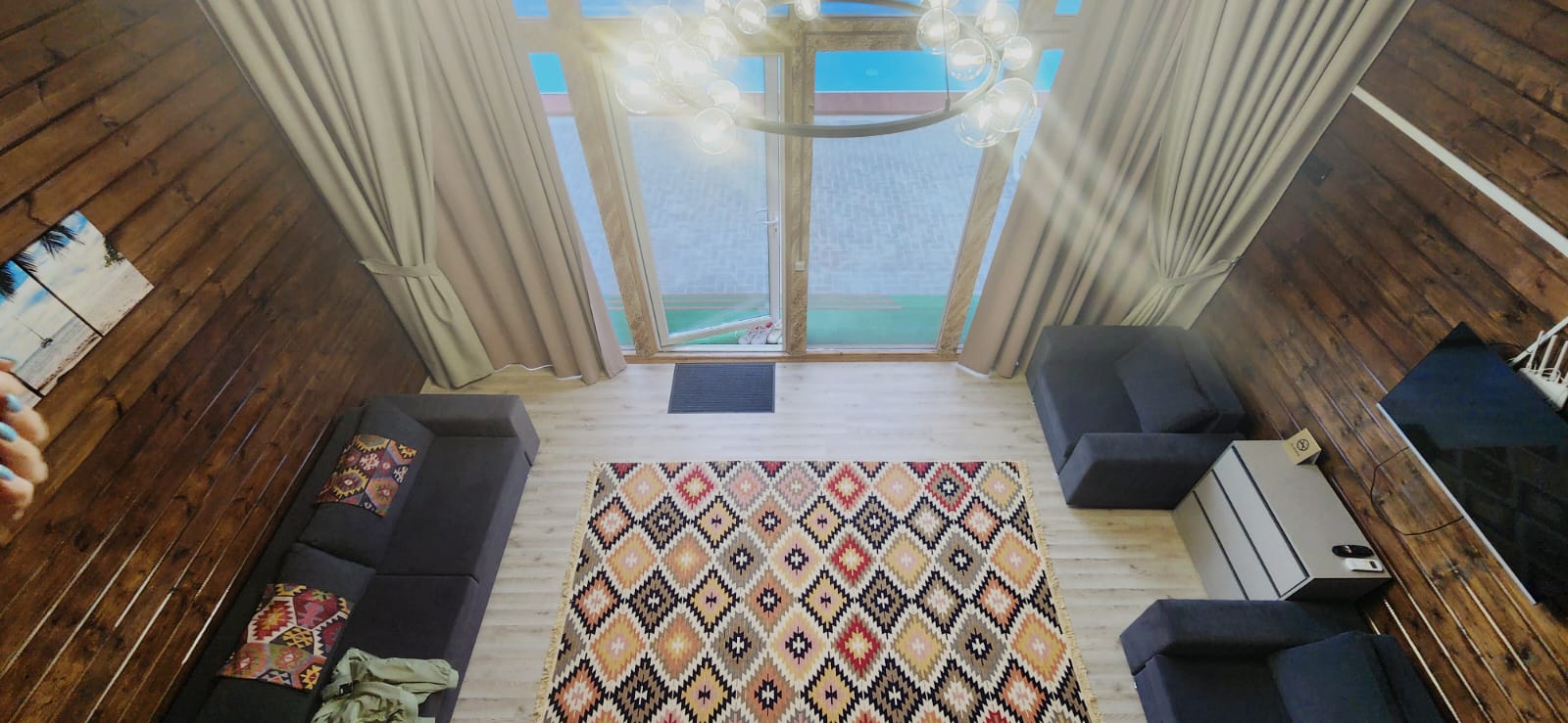 Фото Royal House