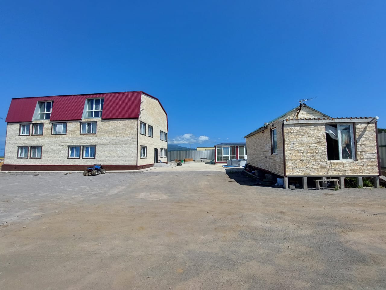 Фото отеля 1