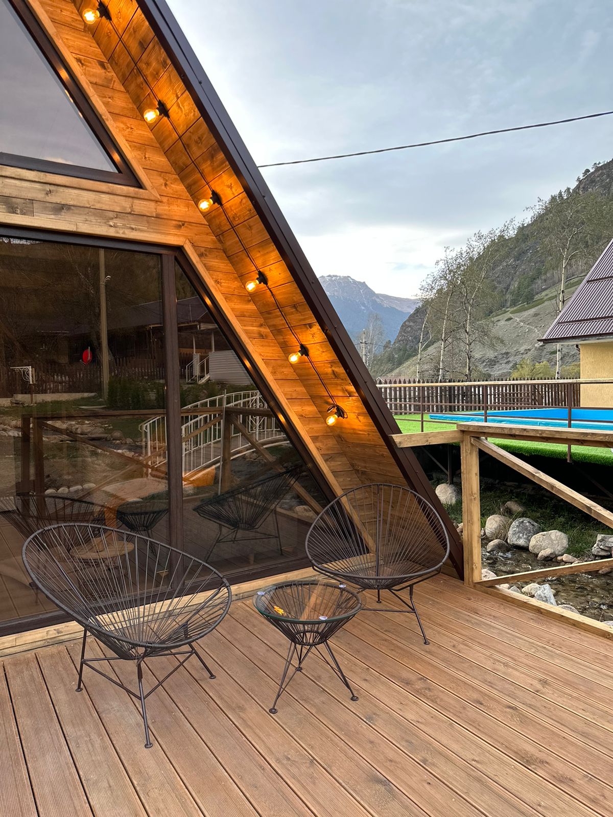 Фото Хата с краю