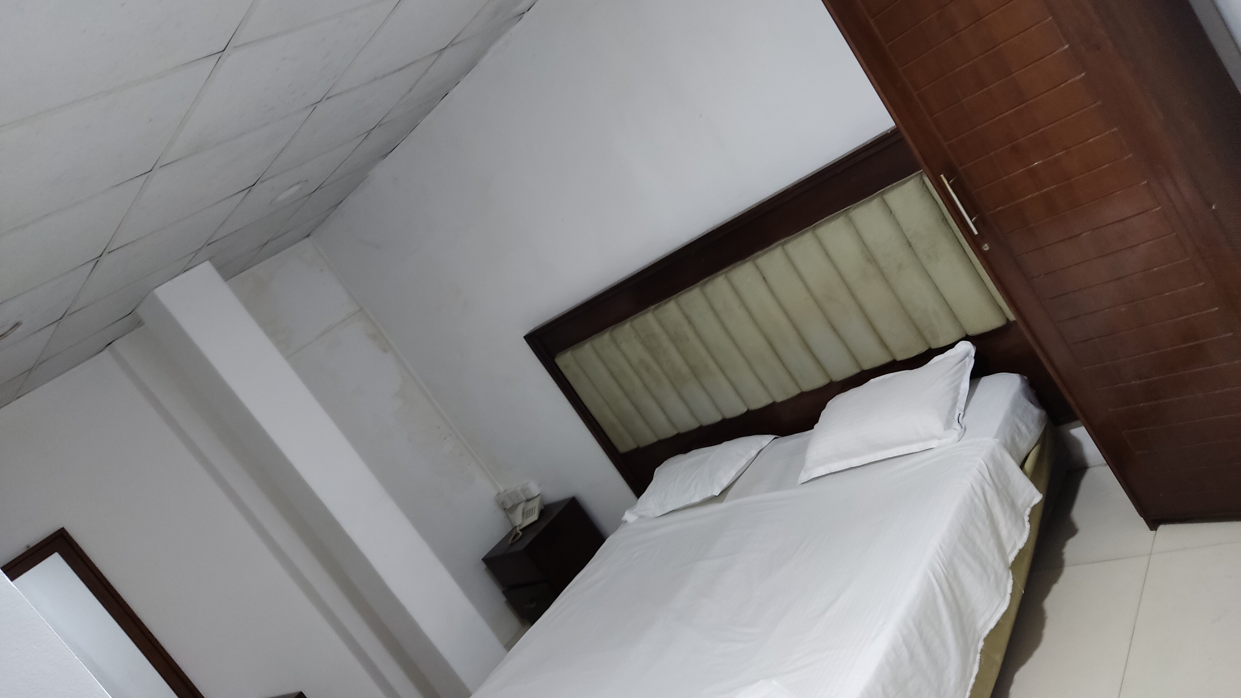 Фото Metro City Hotel