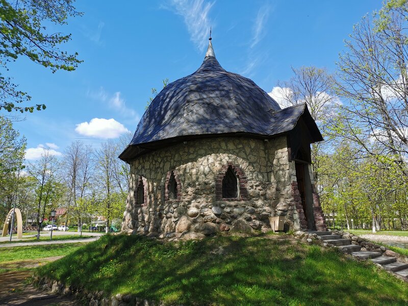 Көпшілікті жұтқан порно видео