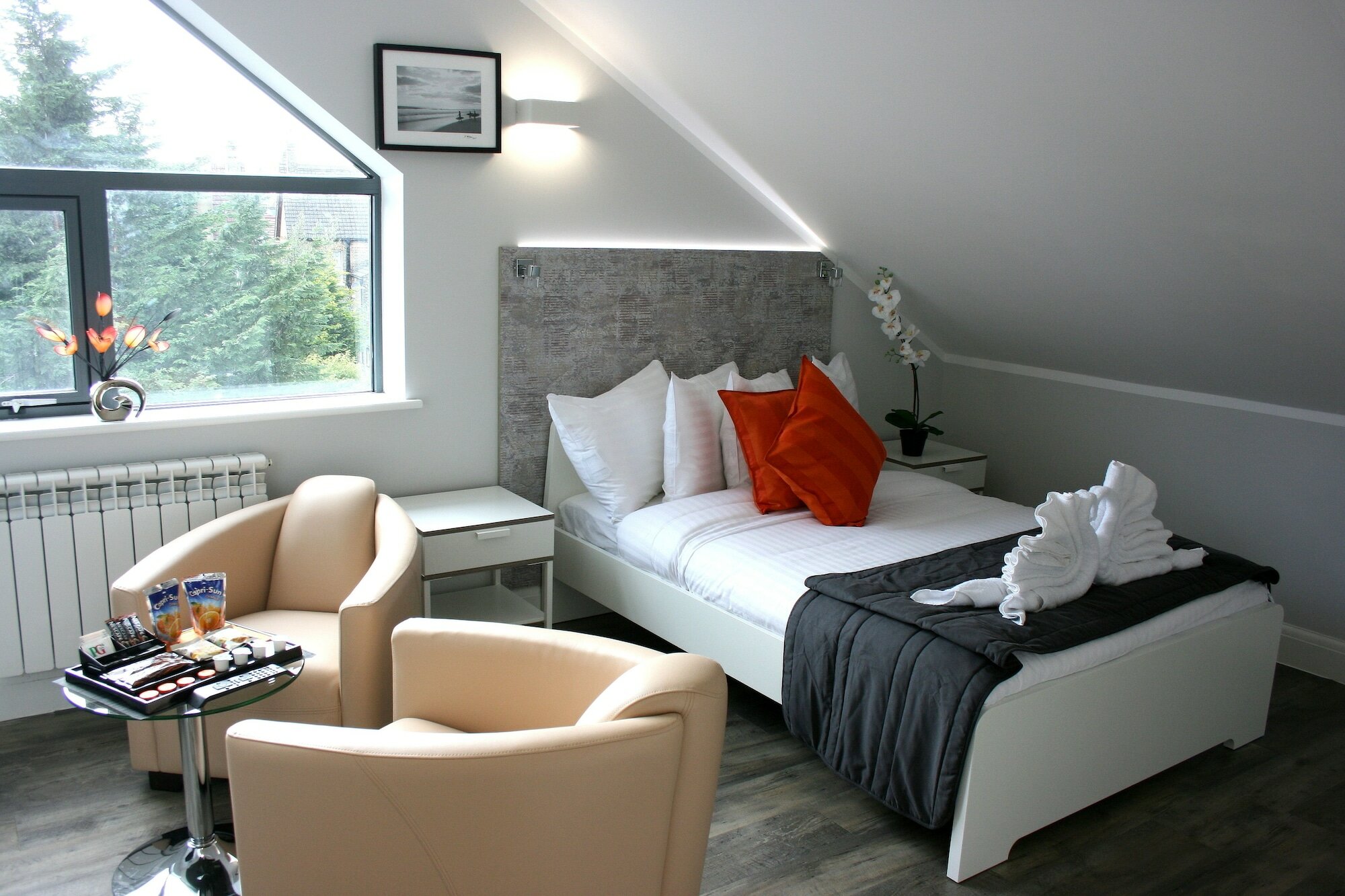 Фото Westciti Caroco Aparthotel