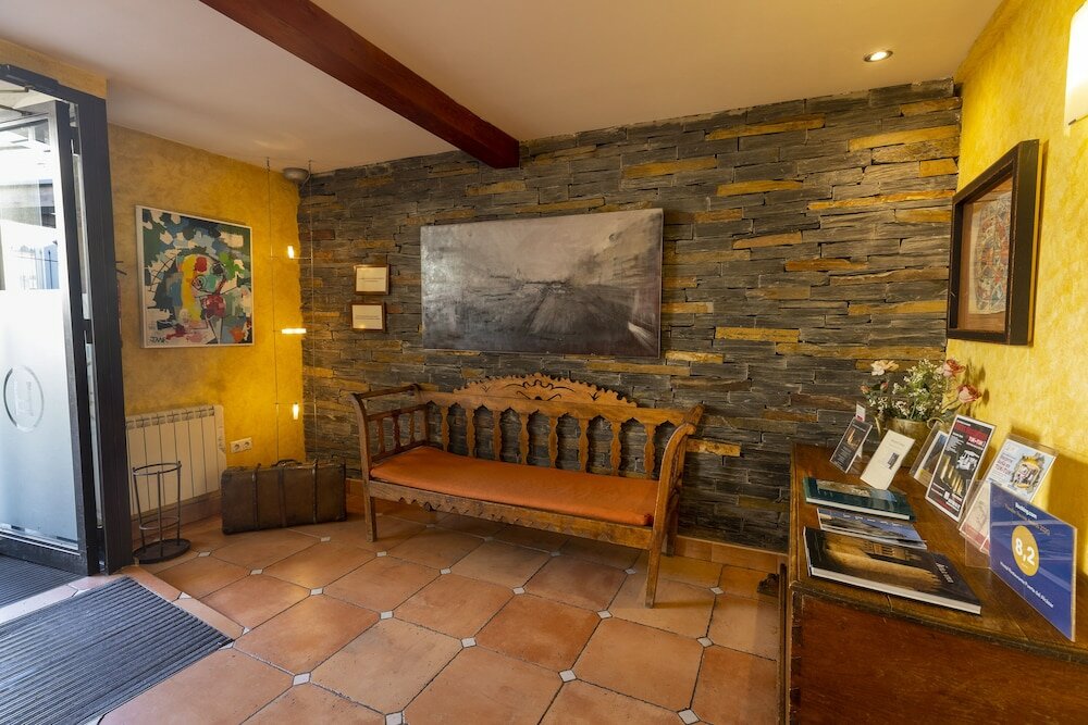 Фото Hostal Restaurante Puerta del Alcázar