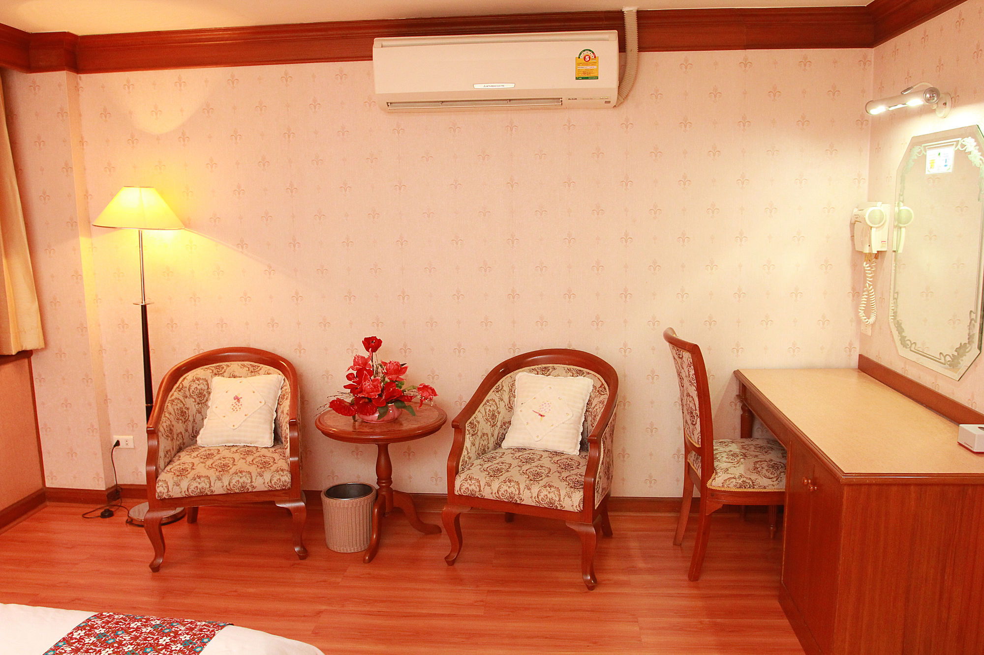 Фото Sakol Hotel