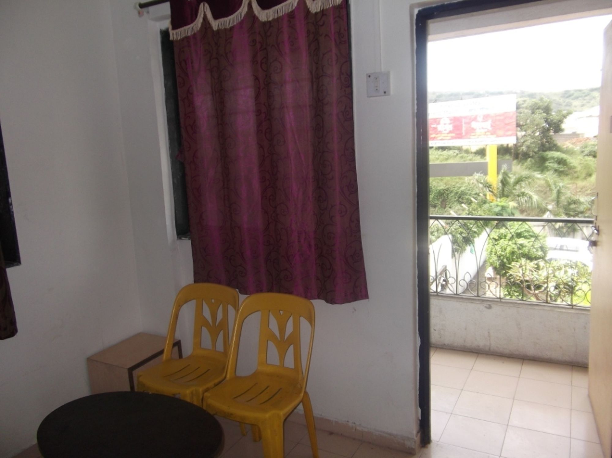 Фото Samruddhi and Shree Inn Lodge