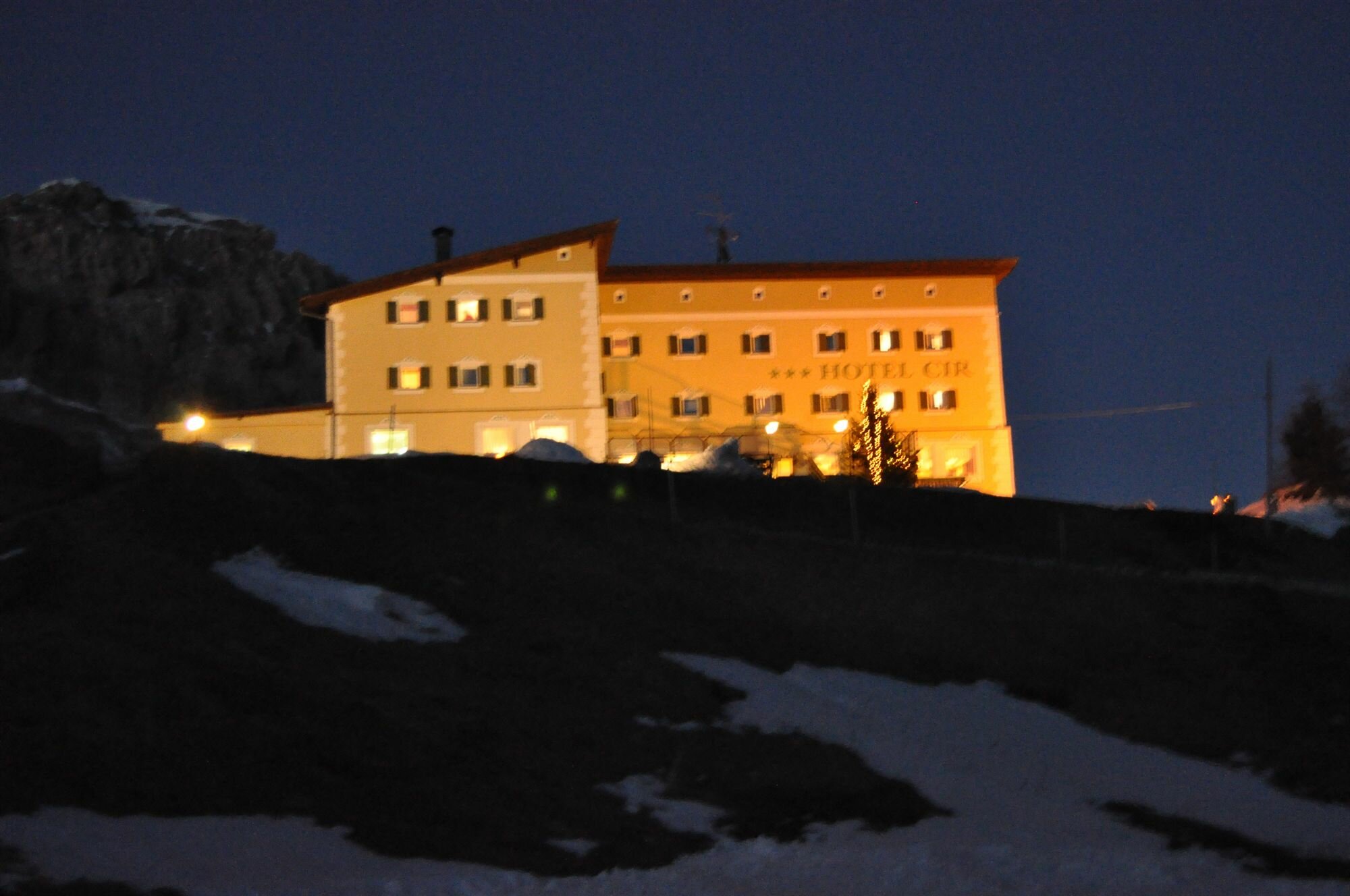 Фото Hotel Cir