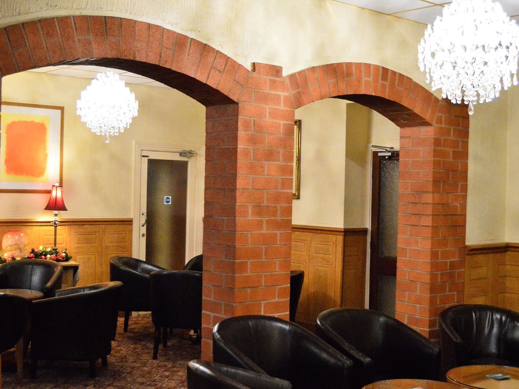 Фото The Oak Lea Hotel