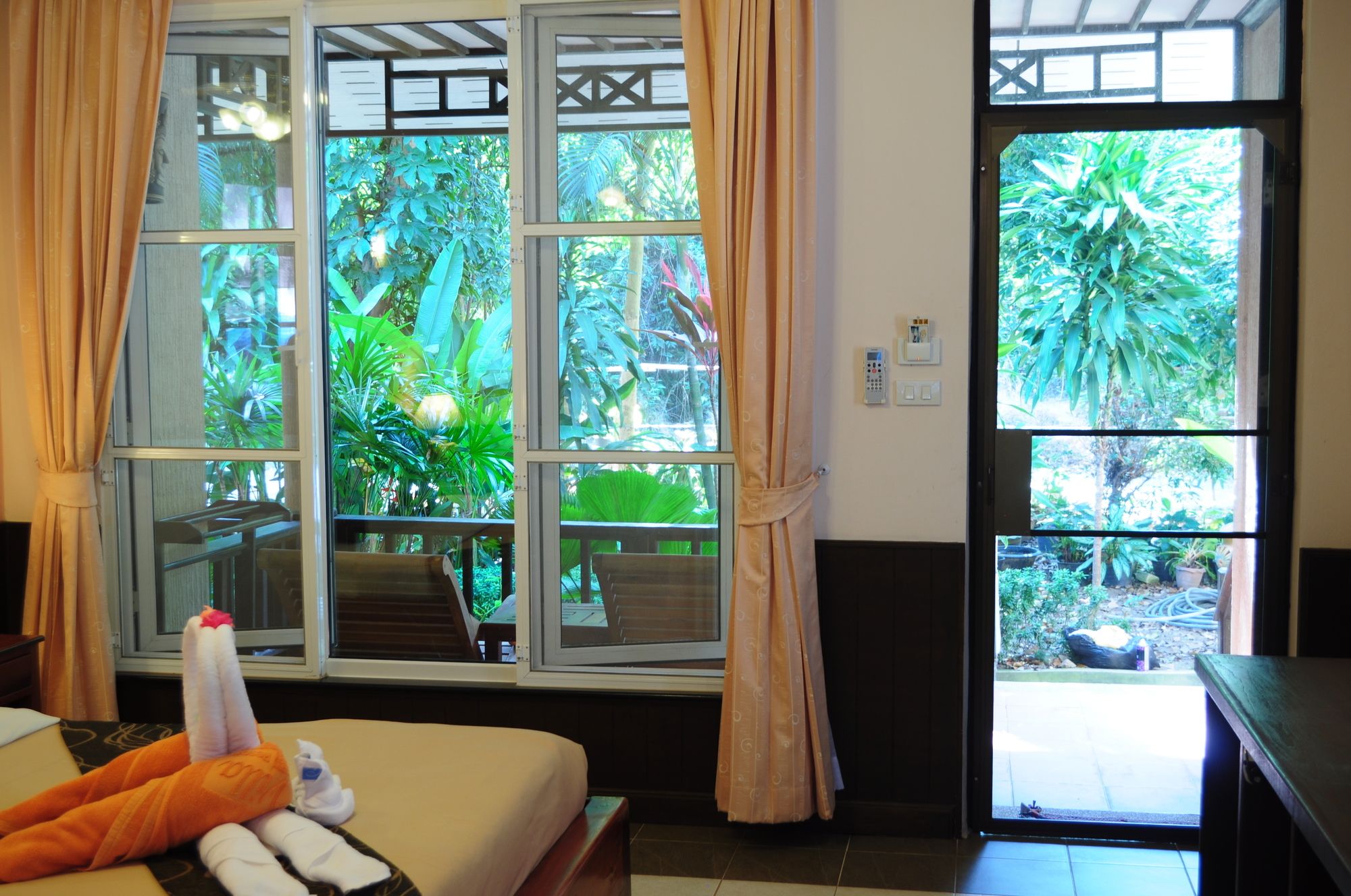 Фото Samed Villa Resort