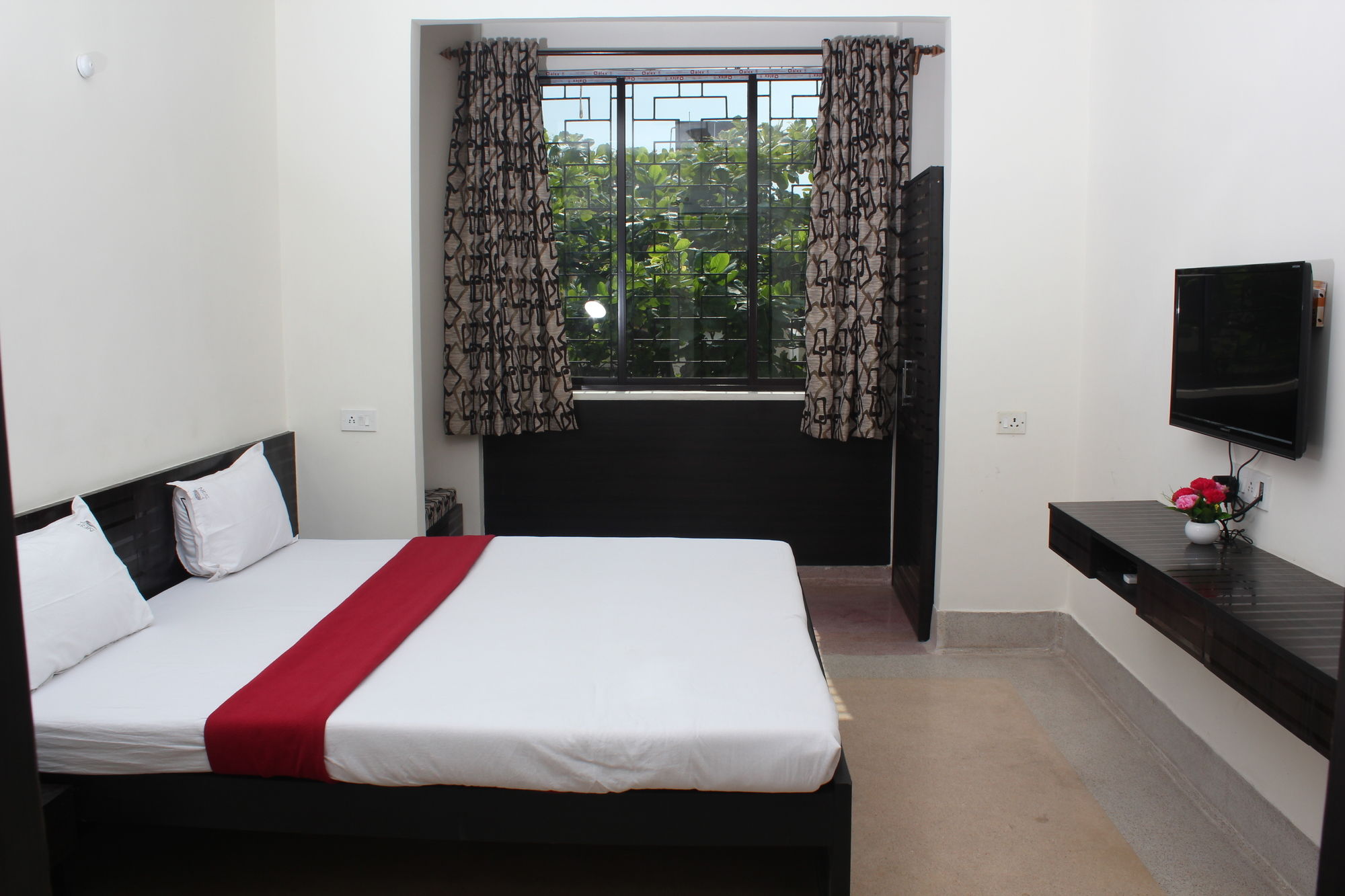 Фото Hotel Nest International