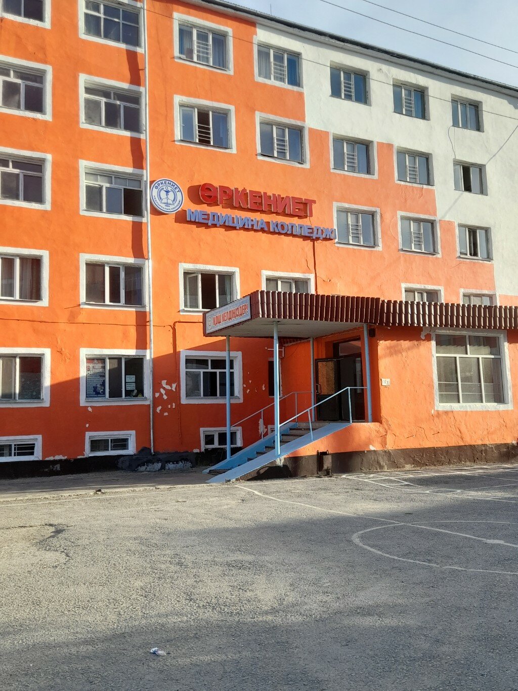 Макс пен Саша асханадағы секс